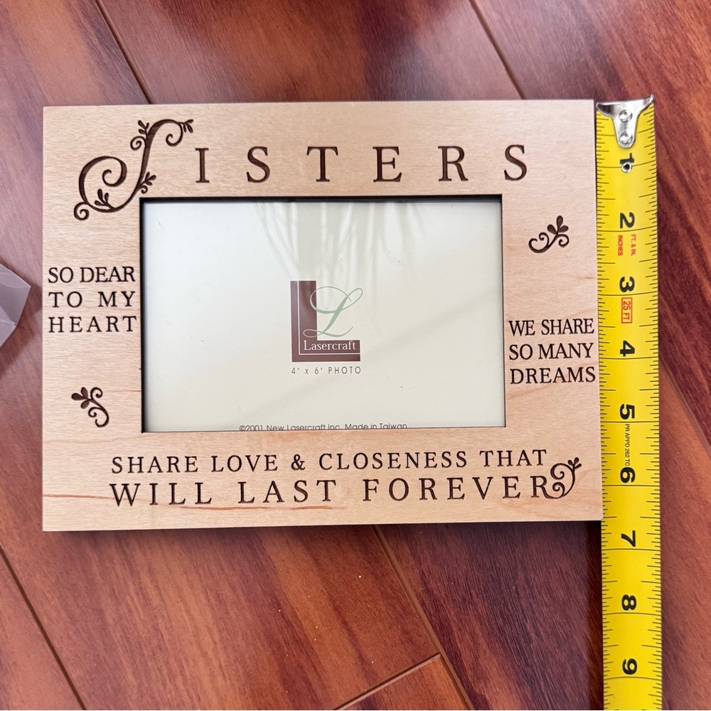 Sisters Wood Photo Frame - Share Love & Closeness - Picture 4 of 6